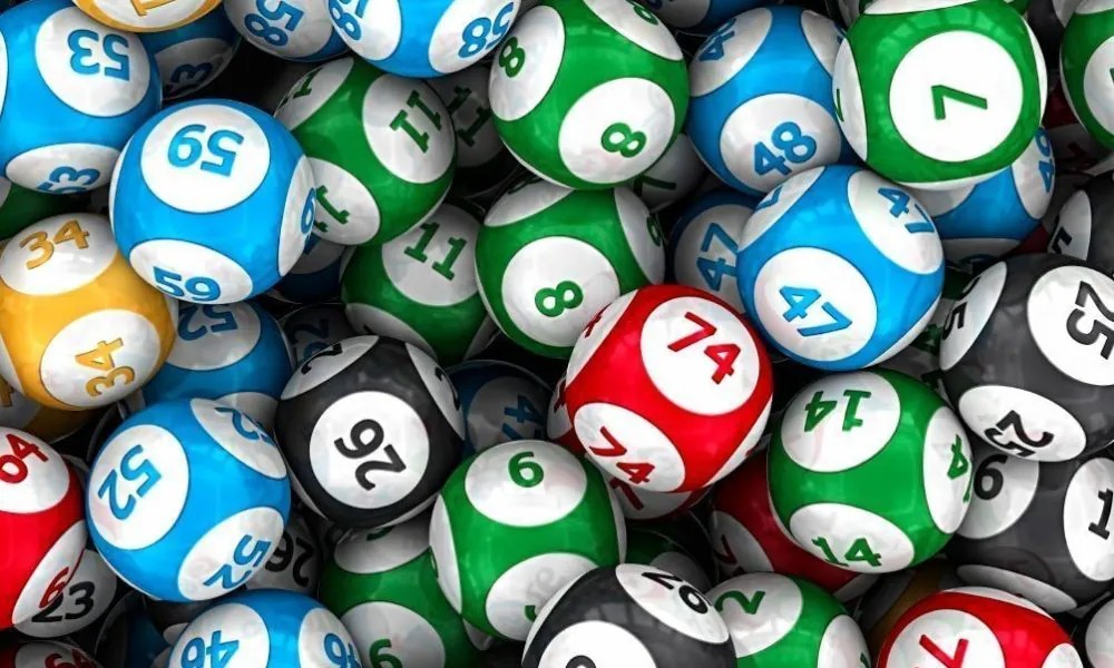 What maintains balance across online lottery participation cycles?